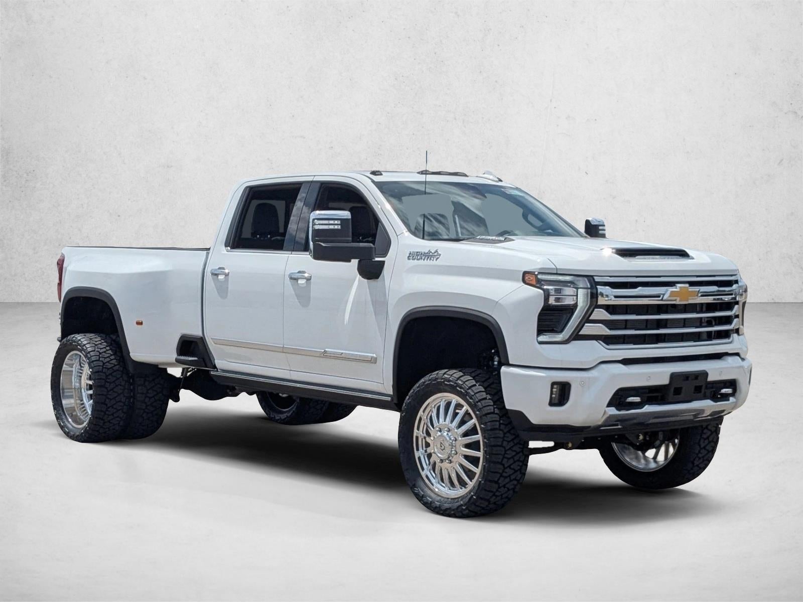 2026 Chevrolet Silverado 3500 HD High Country DRW