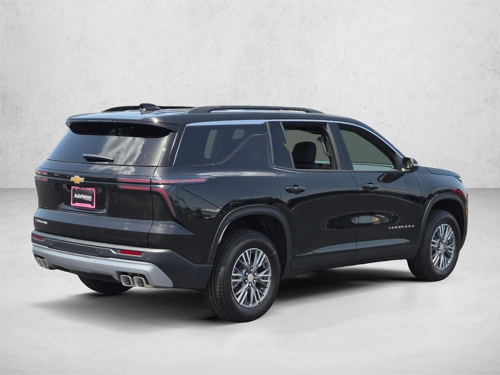 2026 Chevrolet Traverse LT - Photo 2