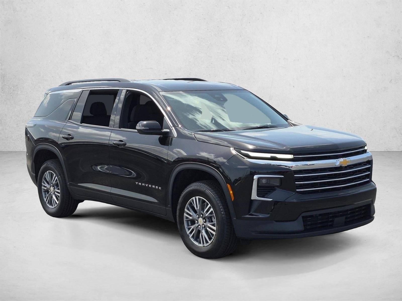 2026 Chevrolet Traverse LT - Photo 5