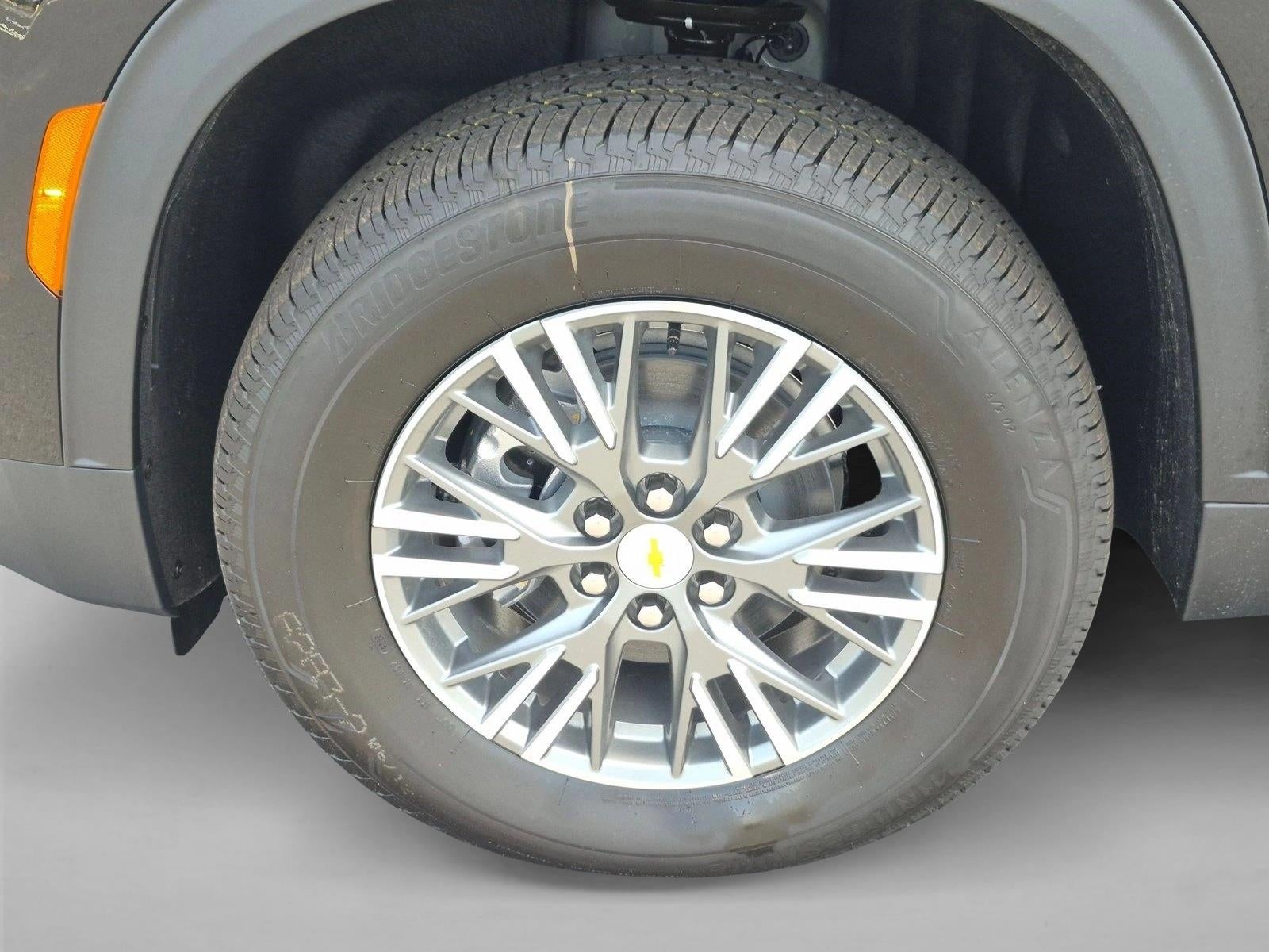 2026 Chevrolet Traverse LT - Photo 9