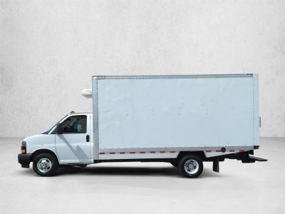 2024 Chevrolet Express Cutaway 3500 Base