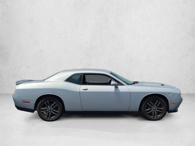 2019 Dodge Challenger SXT AWD
