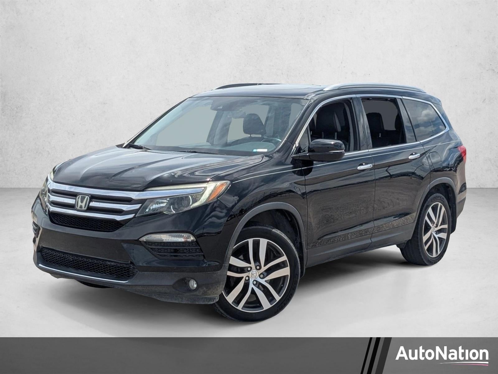 2017 Honda Pilot 2WD Touring's photo