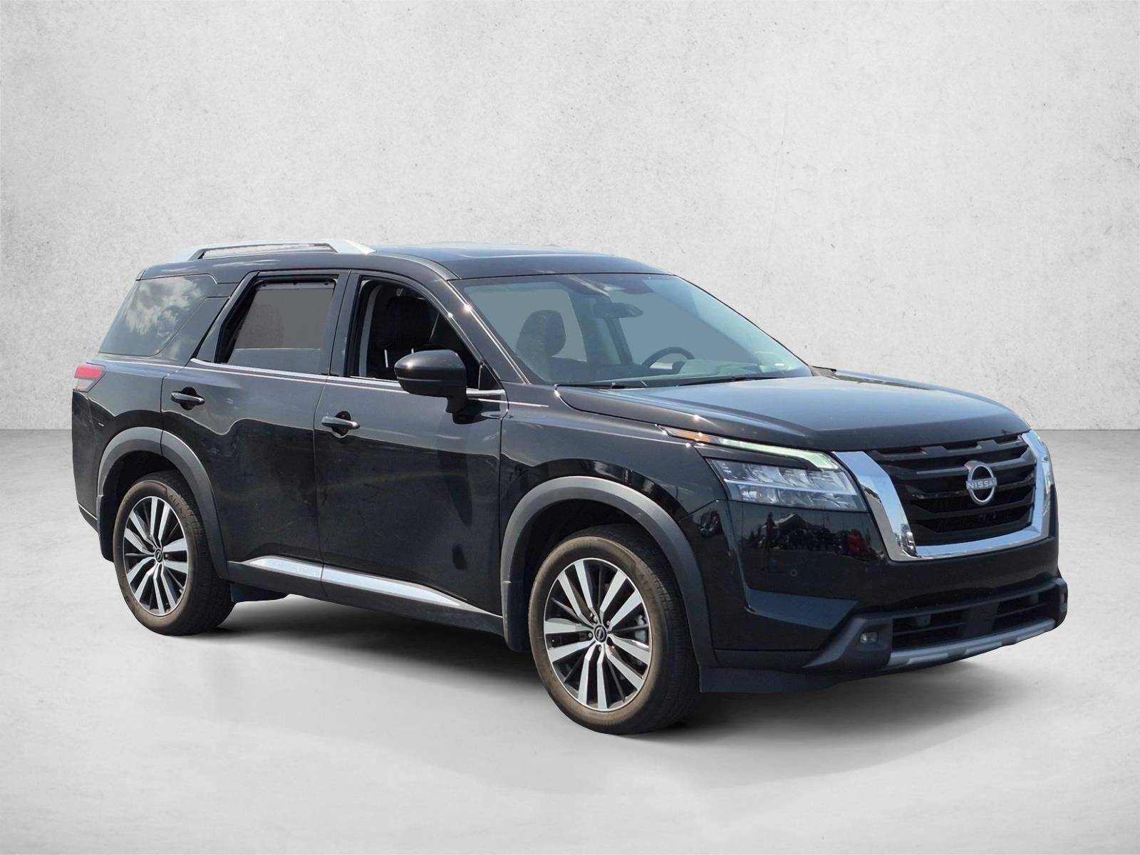 2024 Nissan Pathfinder Platinum FWD