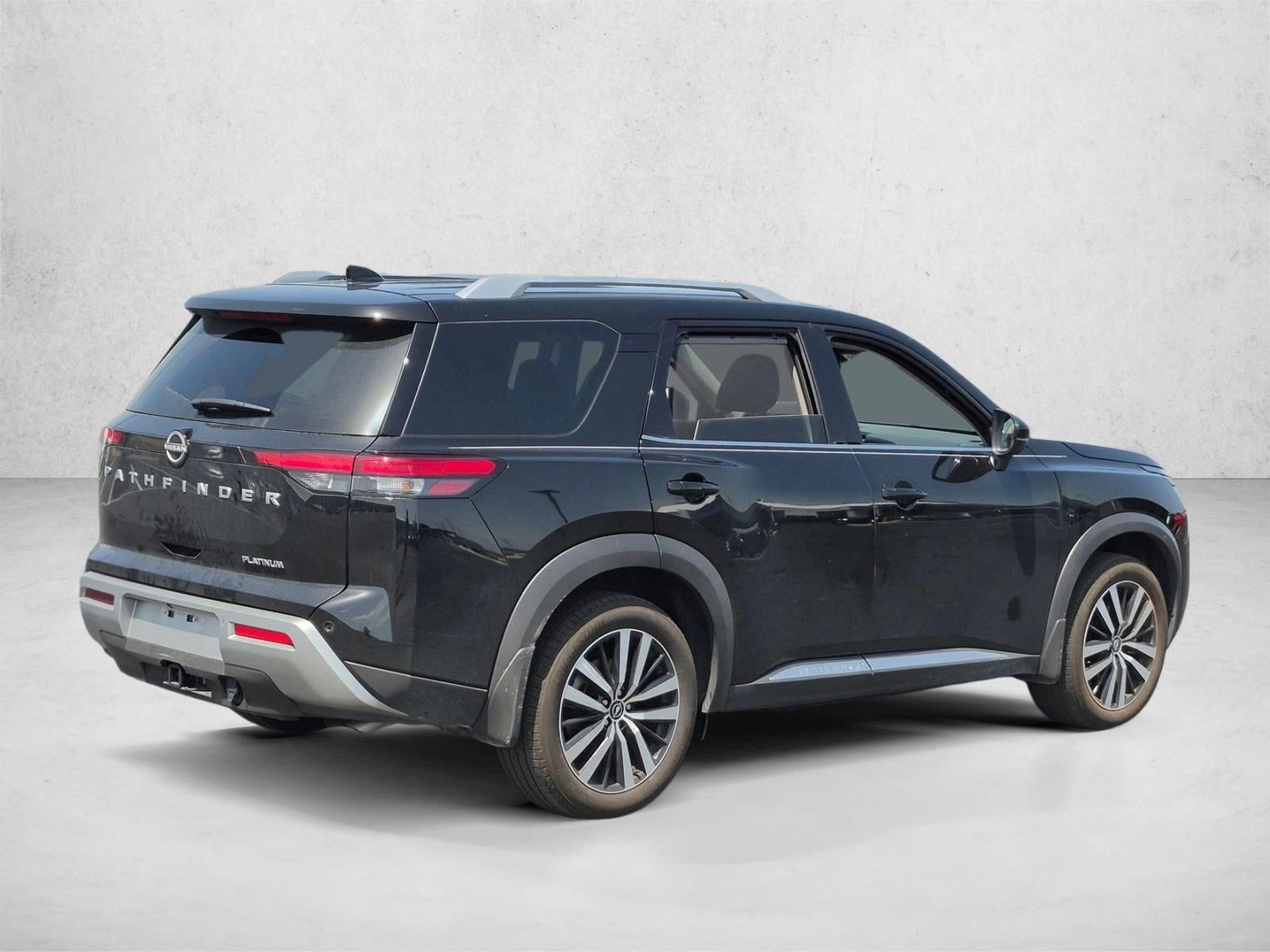 2024 Nissan Pathfinder Platinum FWD