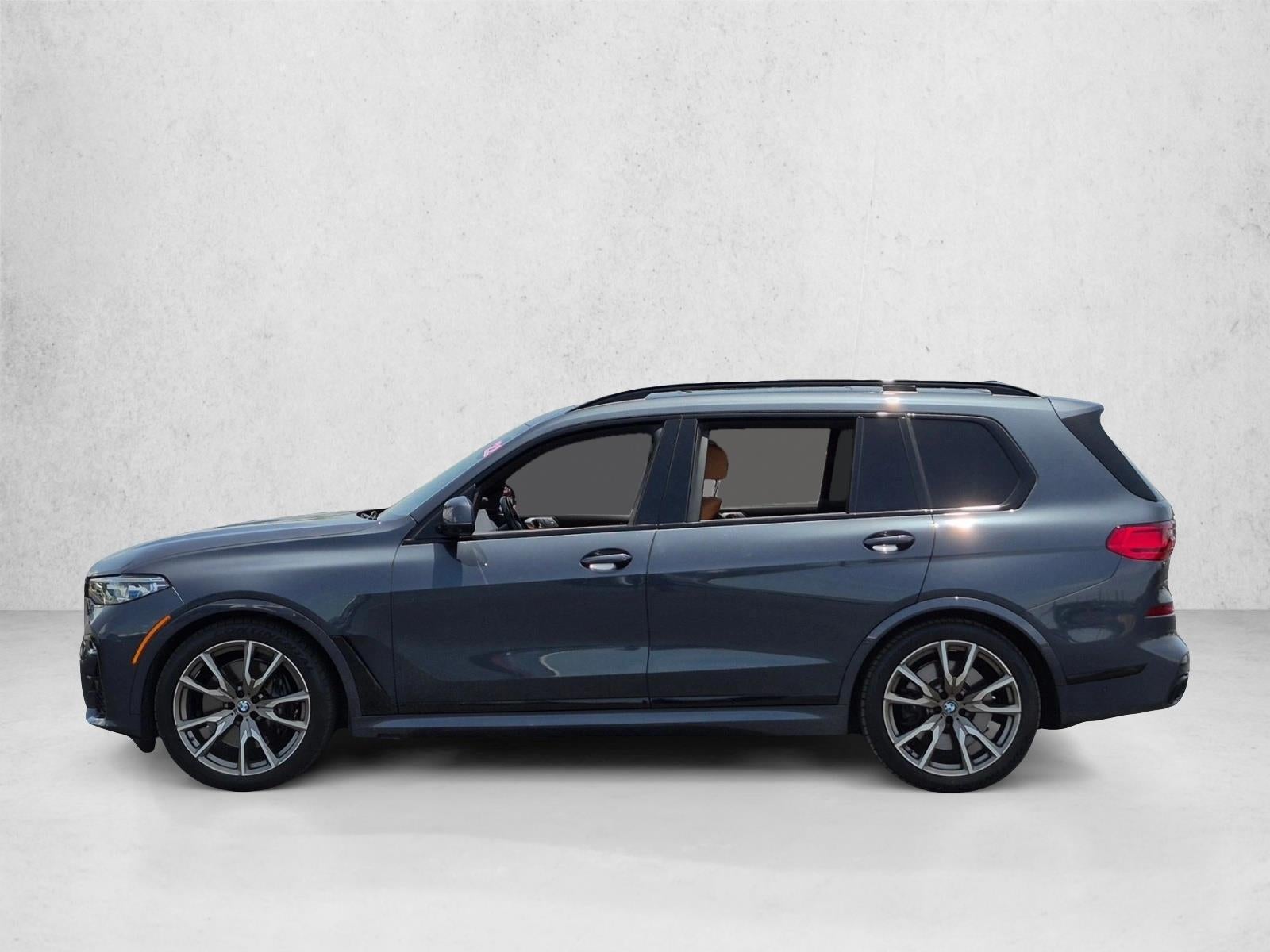 2022 BMW X7 M50i