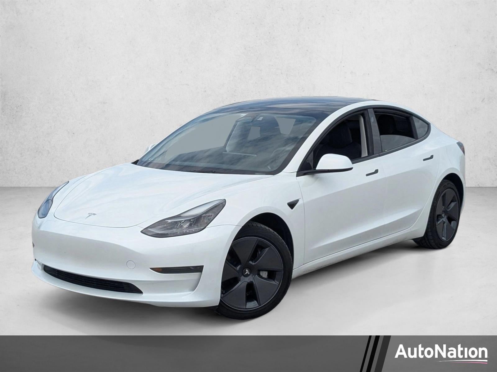 2023 Tesla Model 3 -'s photo