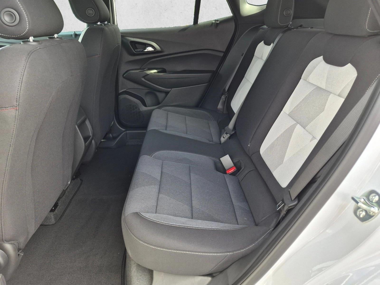 2026 Chevrolet Trax RS - Photo 14