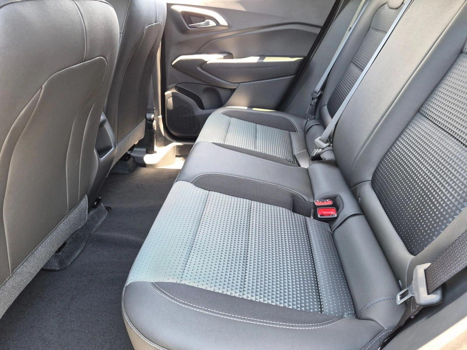 2026 Chevrolet Trax LT - Photo 14