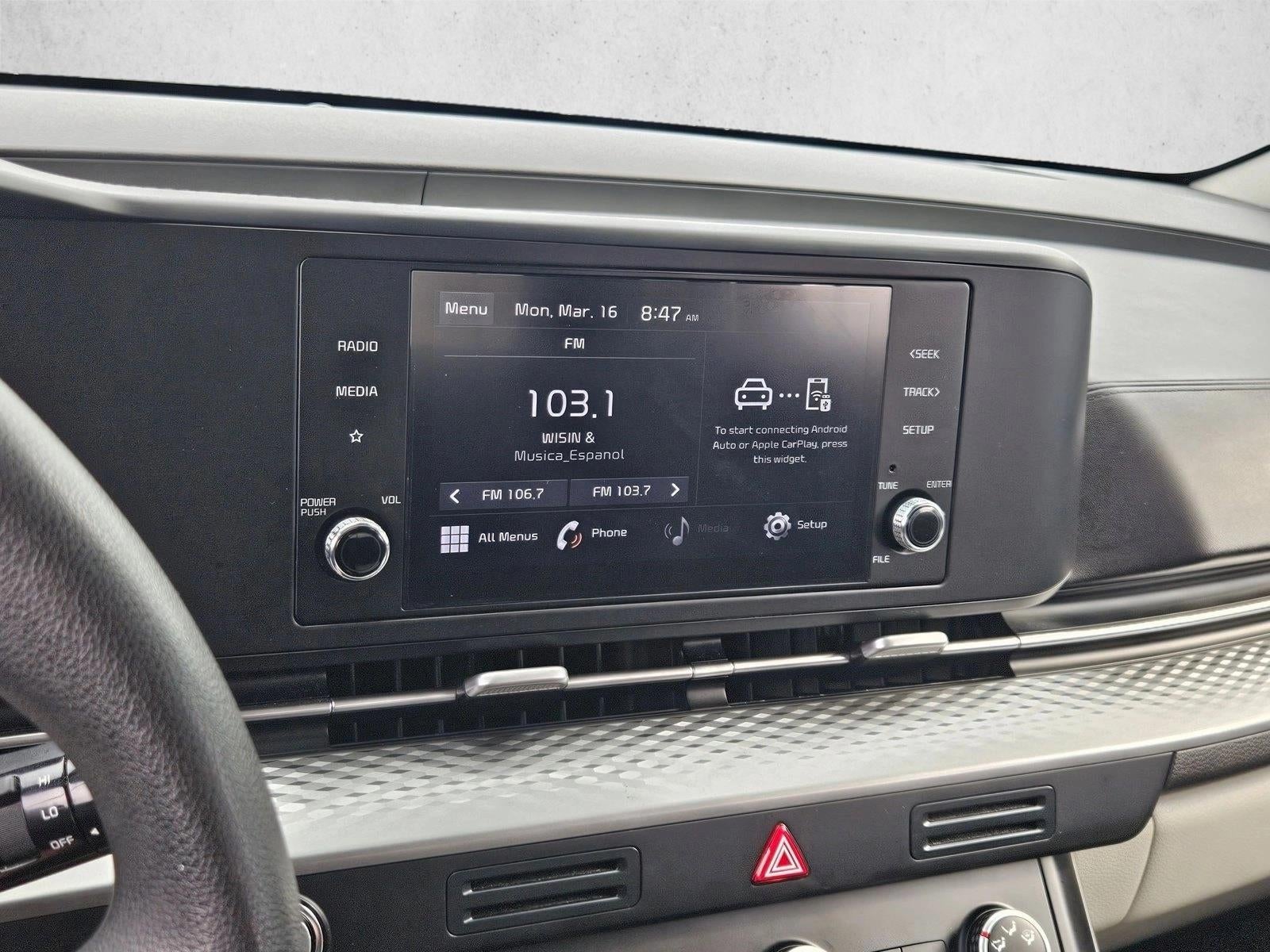 2022 Kia Carnival LX