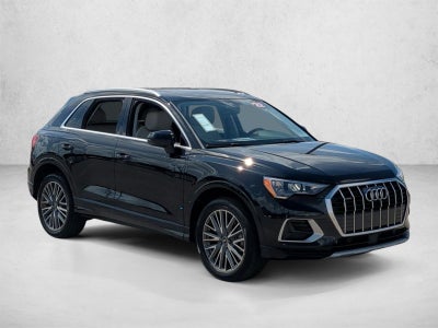 2022 Audi Q3 Premium 40 TFSI quattro Tiptronic
