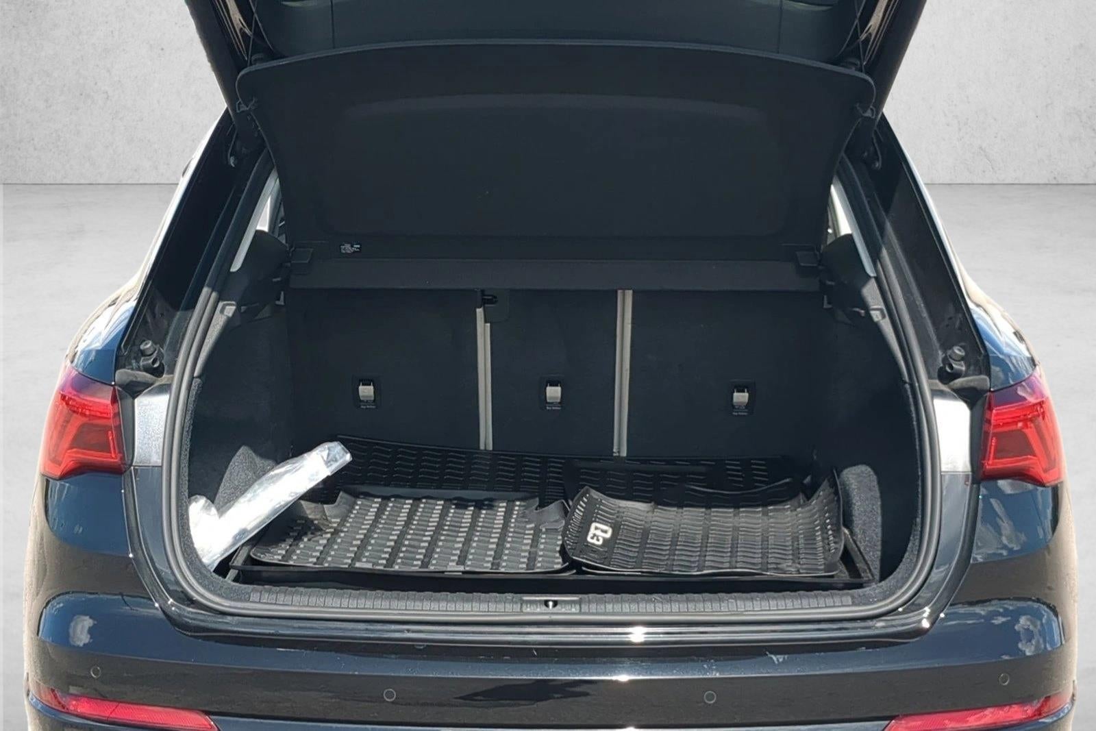 2022 Audi Q3 Premium 40 TFSI quattro Tiptronic