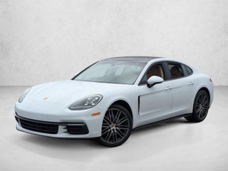 2017 Porsche Panamera Base