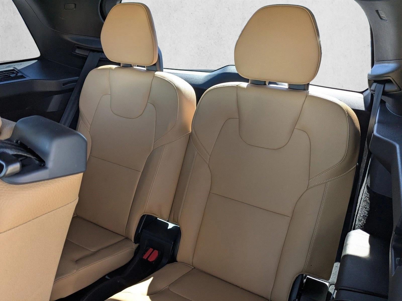 2019 Volvo XC90 Momentum