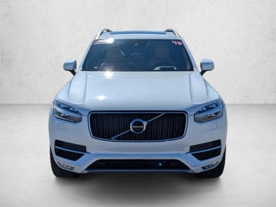 2019 Volvo XC90 Momentum