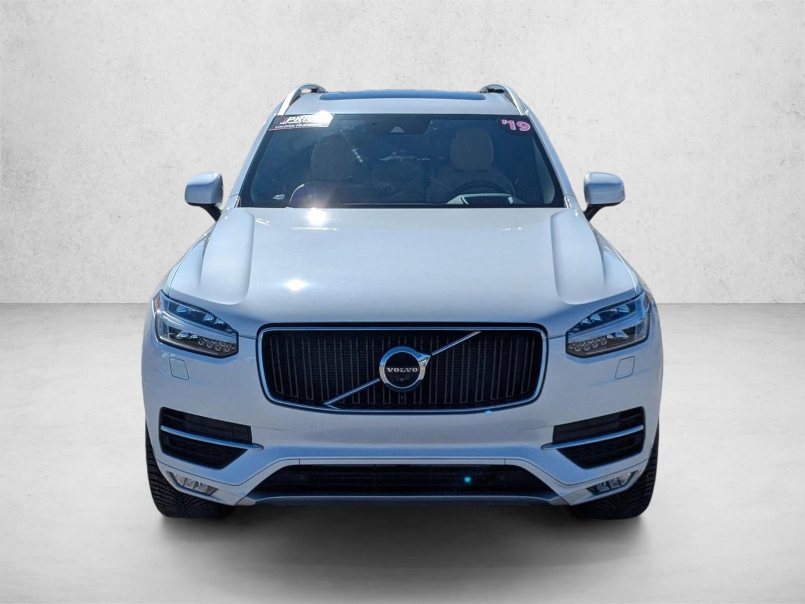 2019 Volvo XC90 Momentum