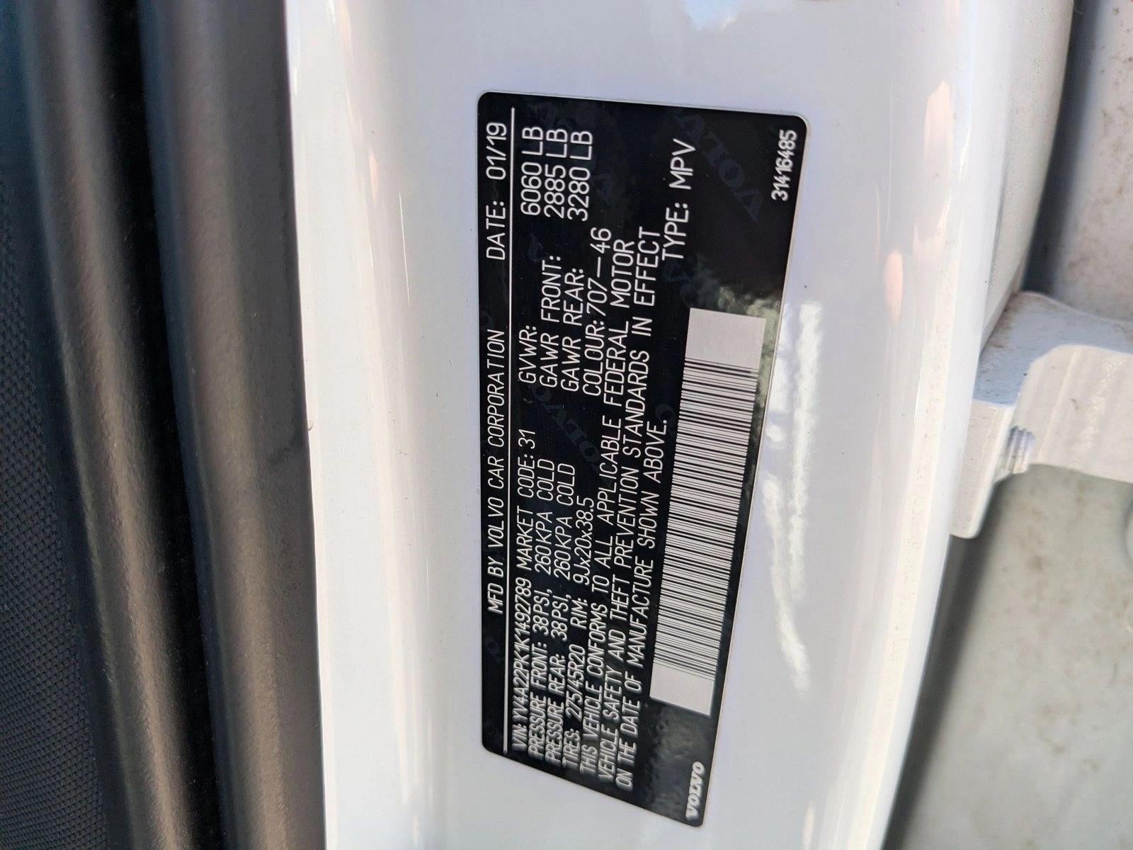 2019 Volvo XC90 Momentum