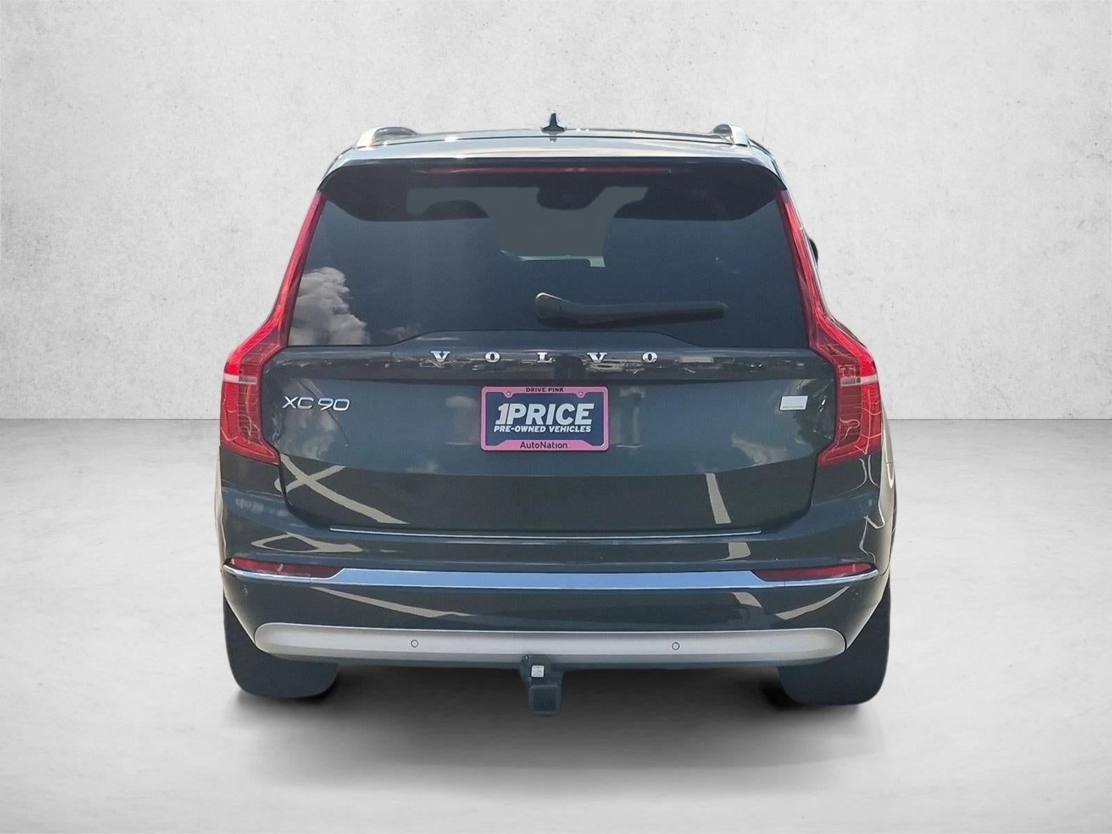 2022 Volvo XC90 Recharge Plug-In Hybrid T8 Inscription Expression 7 Passenger