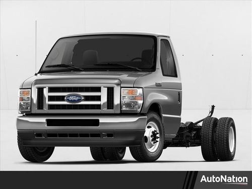2022 Ford E-Series Cutaway Base