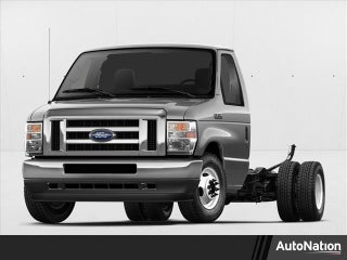 2022 Ford E-Series Cutaway Base