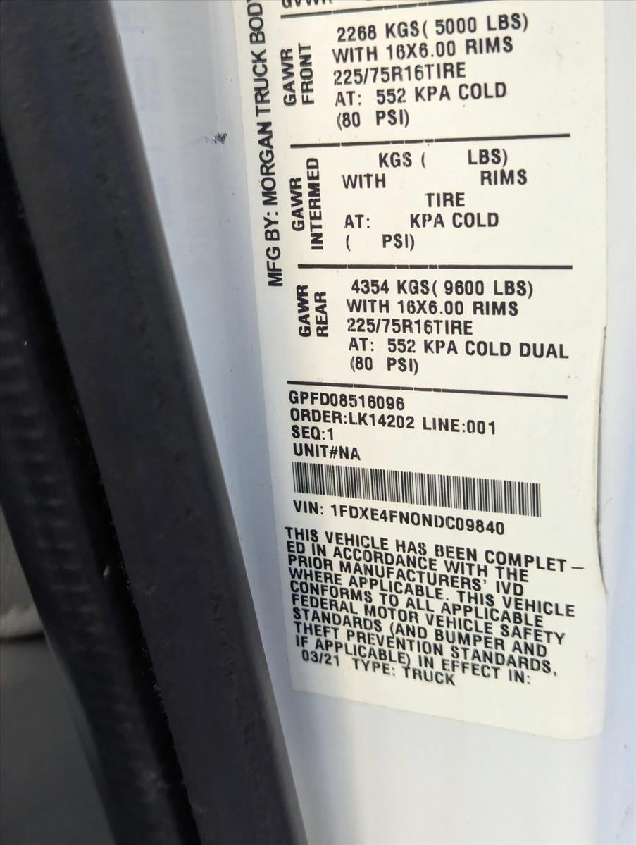 2022 Ford E-Series Cutaway Base