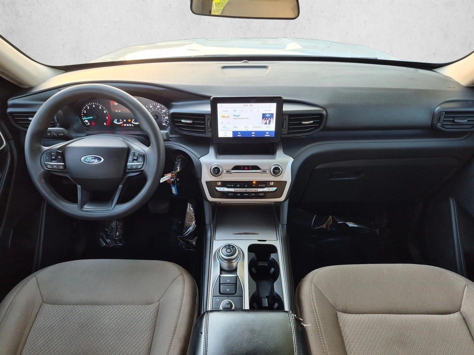 2021 Ford Explorer Base
