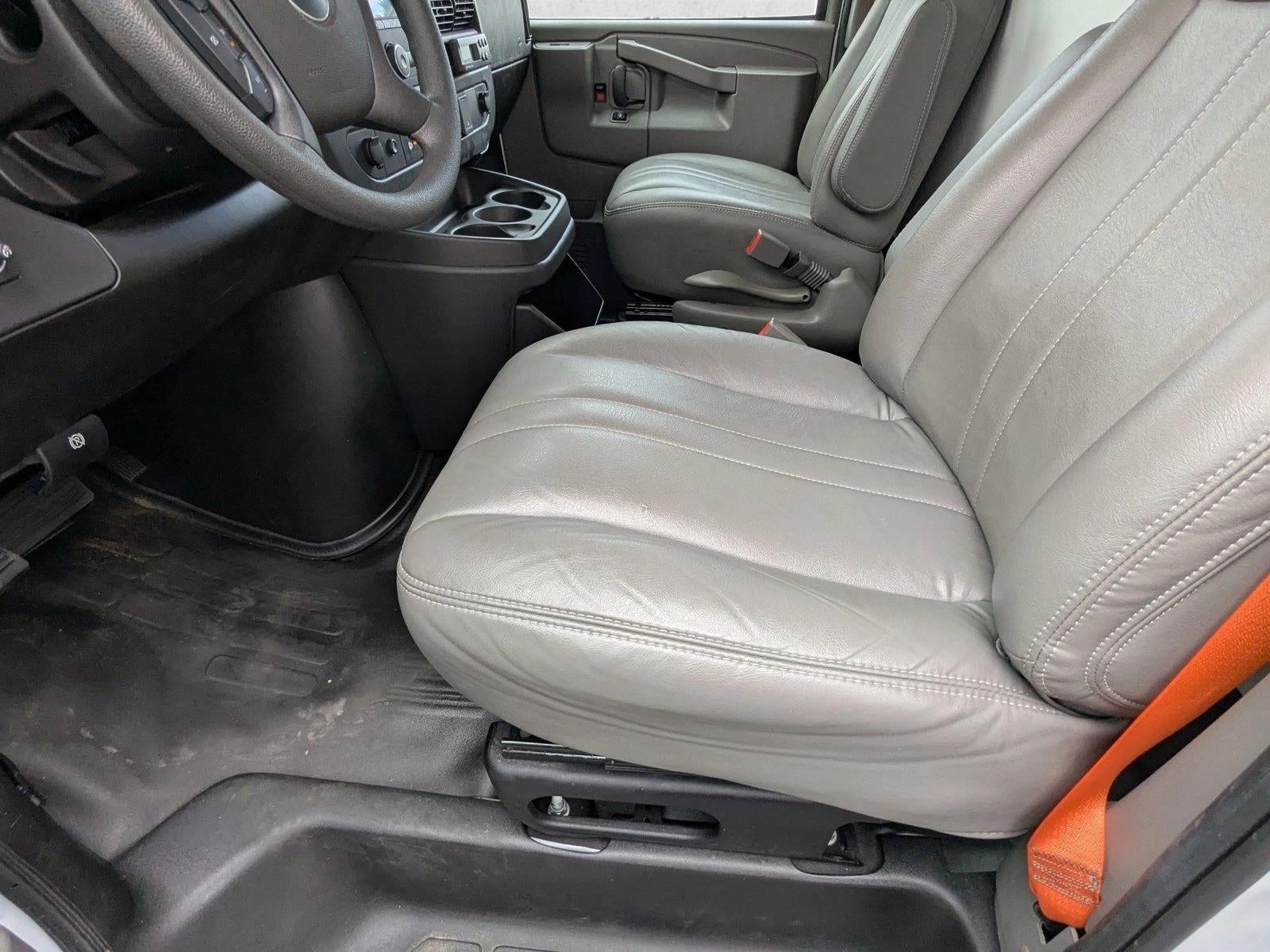 2024 GMC Savana Cutaway 3500 Base