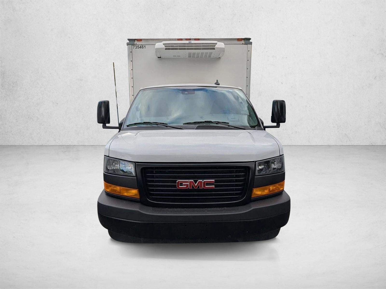 2024 GMC Savana Cutaway 3500 Base