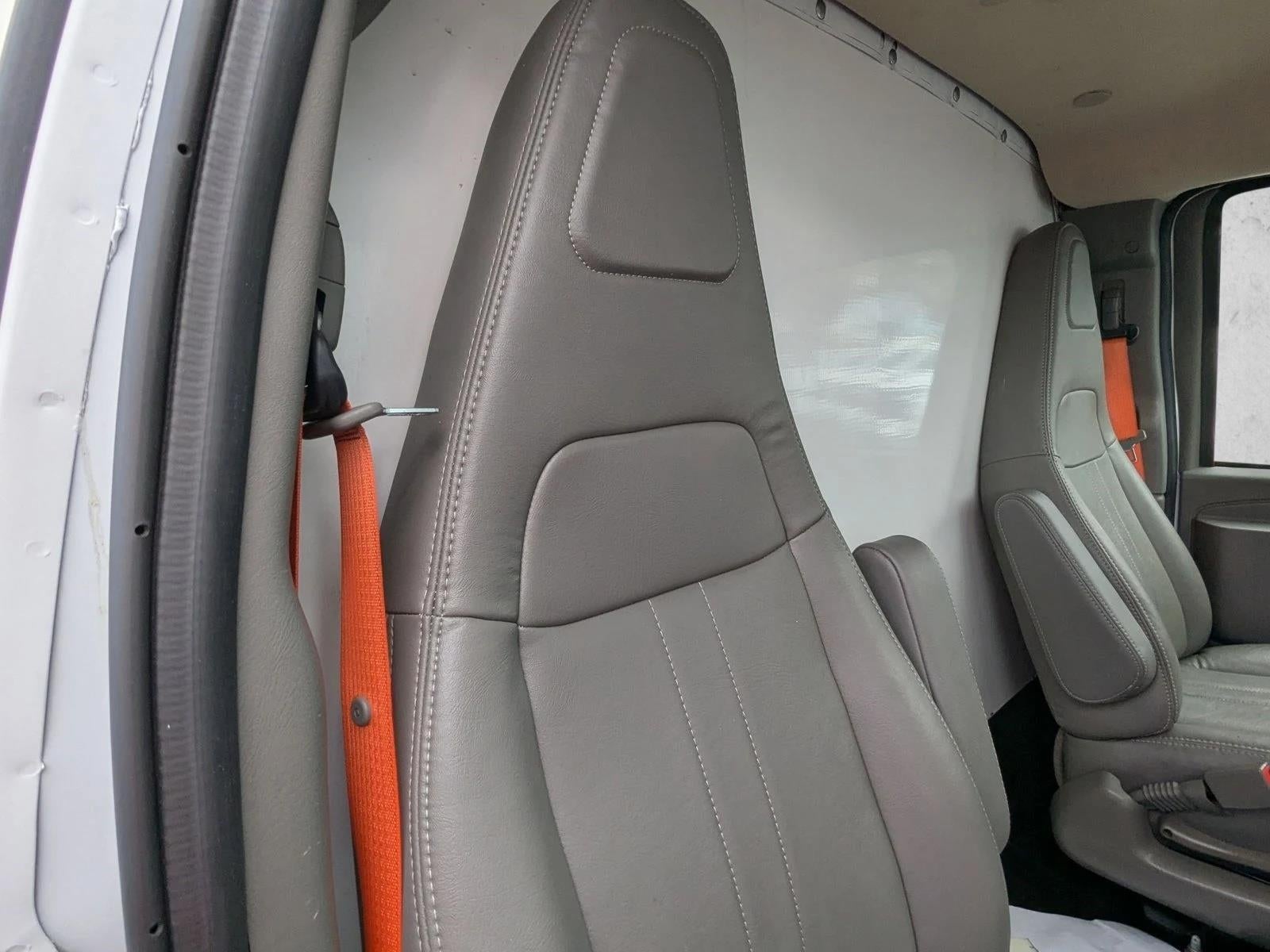 2024 GMC Savana Cutaway 3500 Base