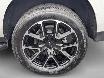 2025 Chevrolet Suburban RST