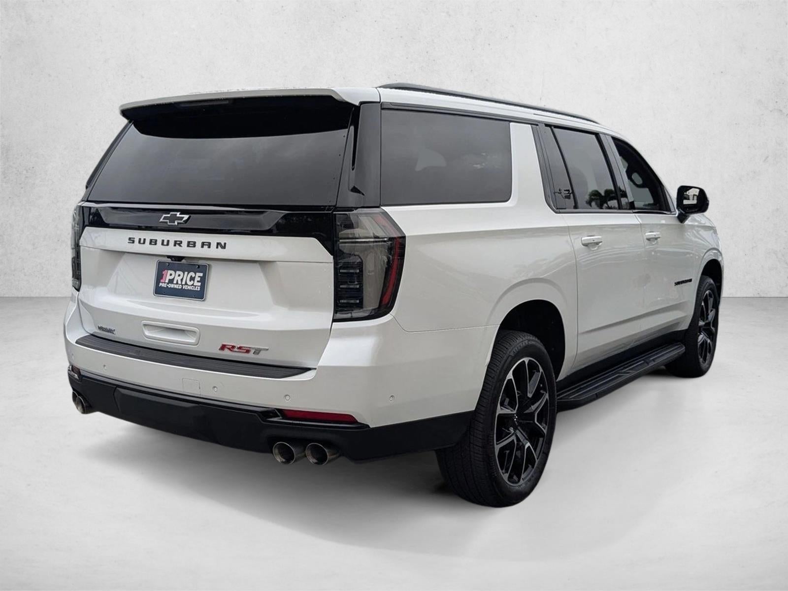 2025 Chevrolet Suburban RST