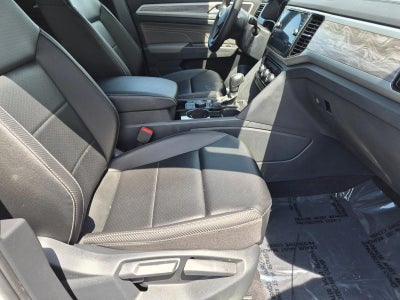 2022 Volkswagen Atlas Cross Sport 2.0T SE w/Technology