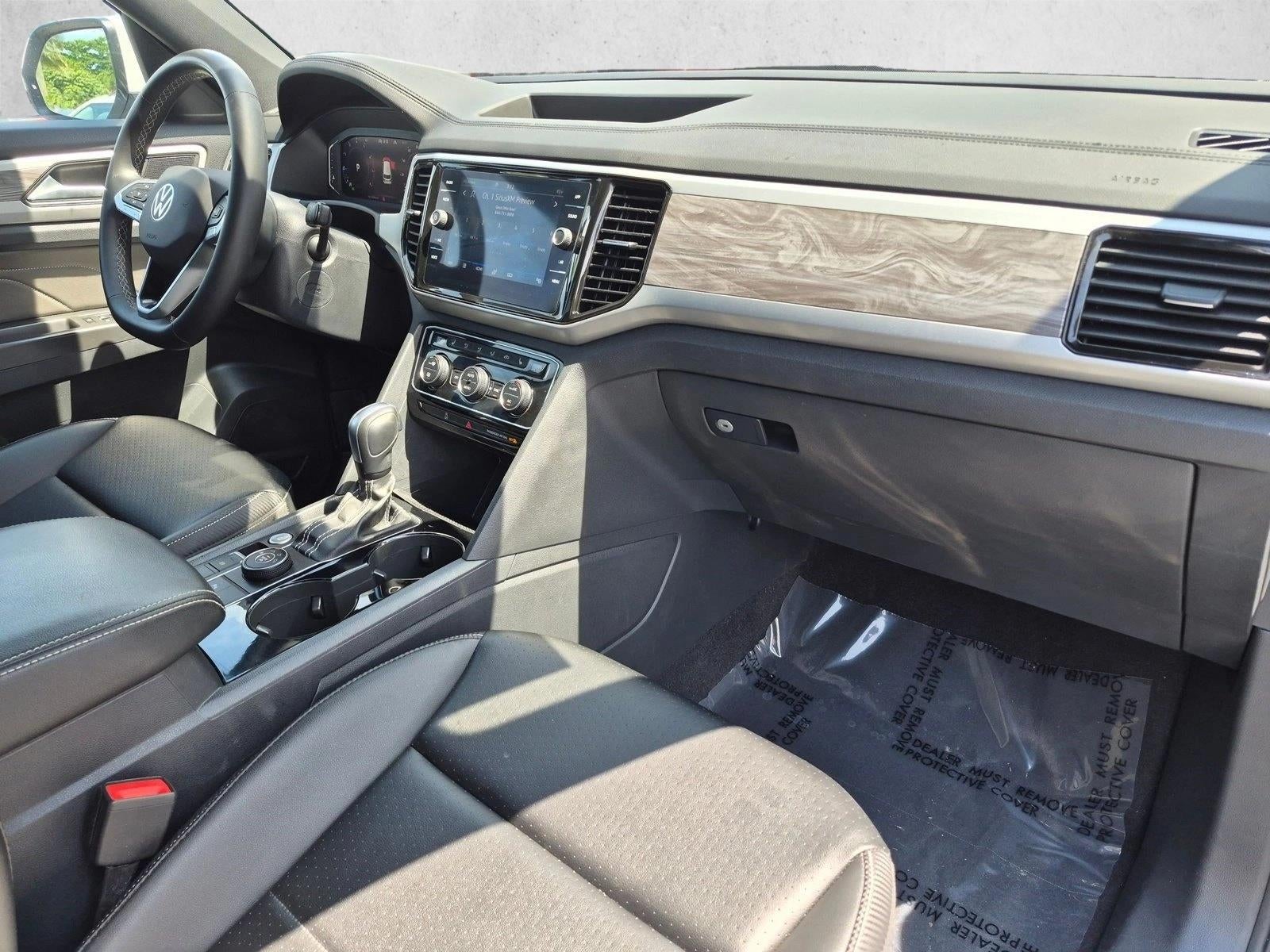 2022 Volkswagen Atlas Cross Sport 2.0T SE w/Technology