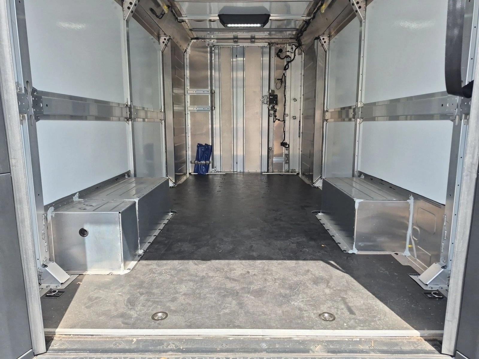 2024 BrightDrop Zevo 600 Base