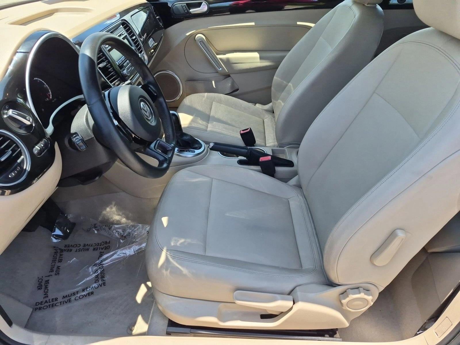 2013 Volkswagen Beetle Convertible 2.5L