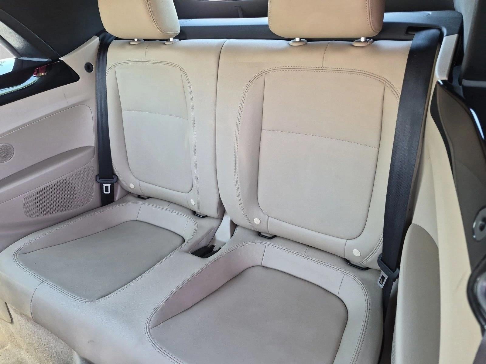 2013 Volkswagen Beetle Convertible 2.5L