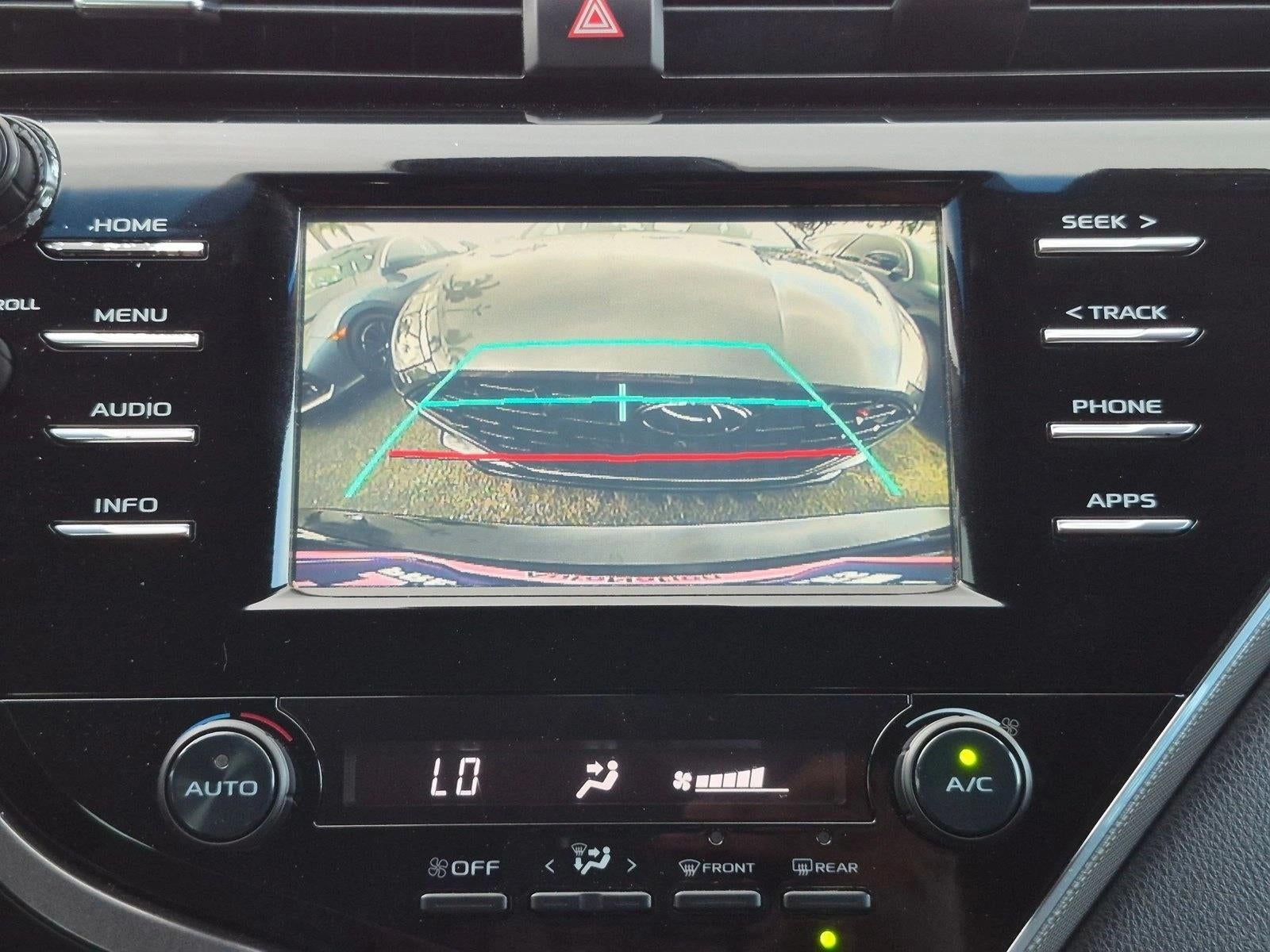 2018 Toyota Camry SE
