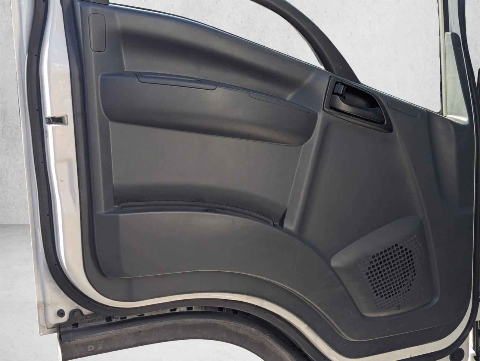 2023 Chevrolet Low Cab Forward 4500 1WT