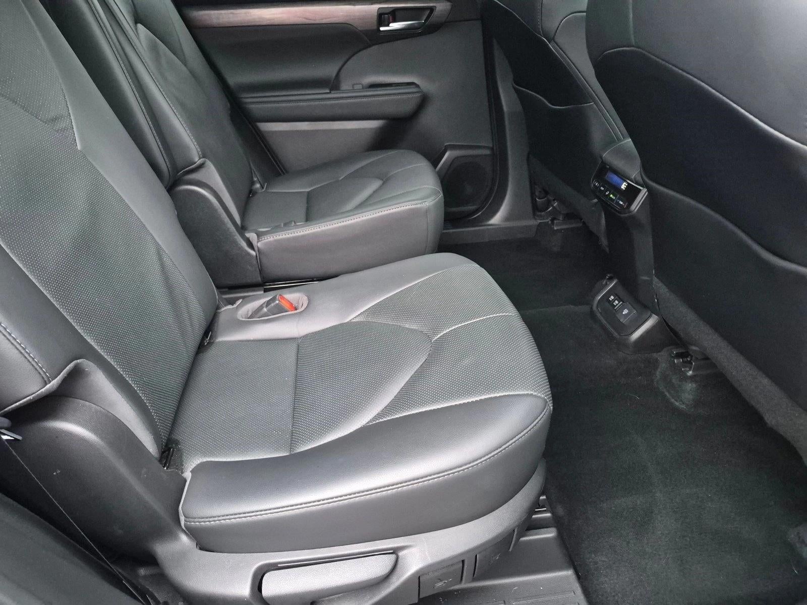 2021 Toyota Highlander Platinum