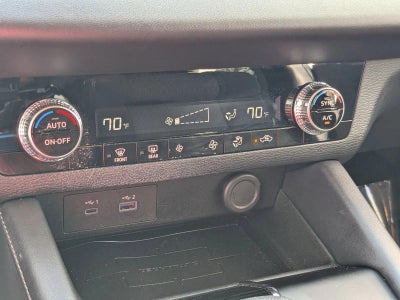 2024 Mitsubishi Outlander ES