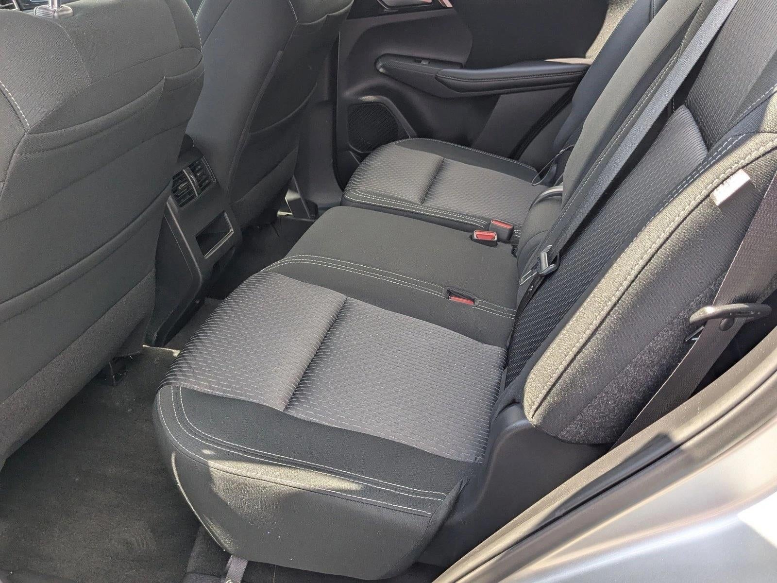 2024 Mitsubishi Outlander ES