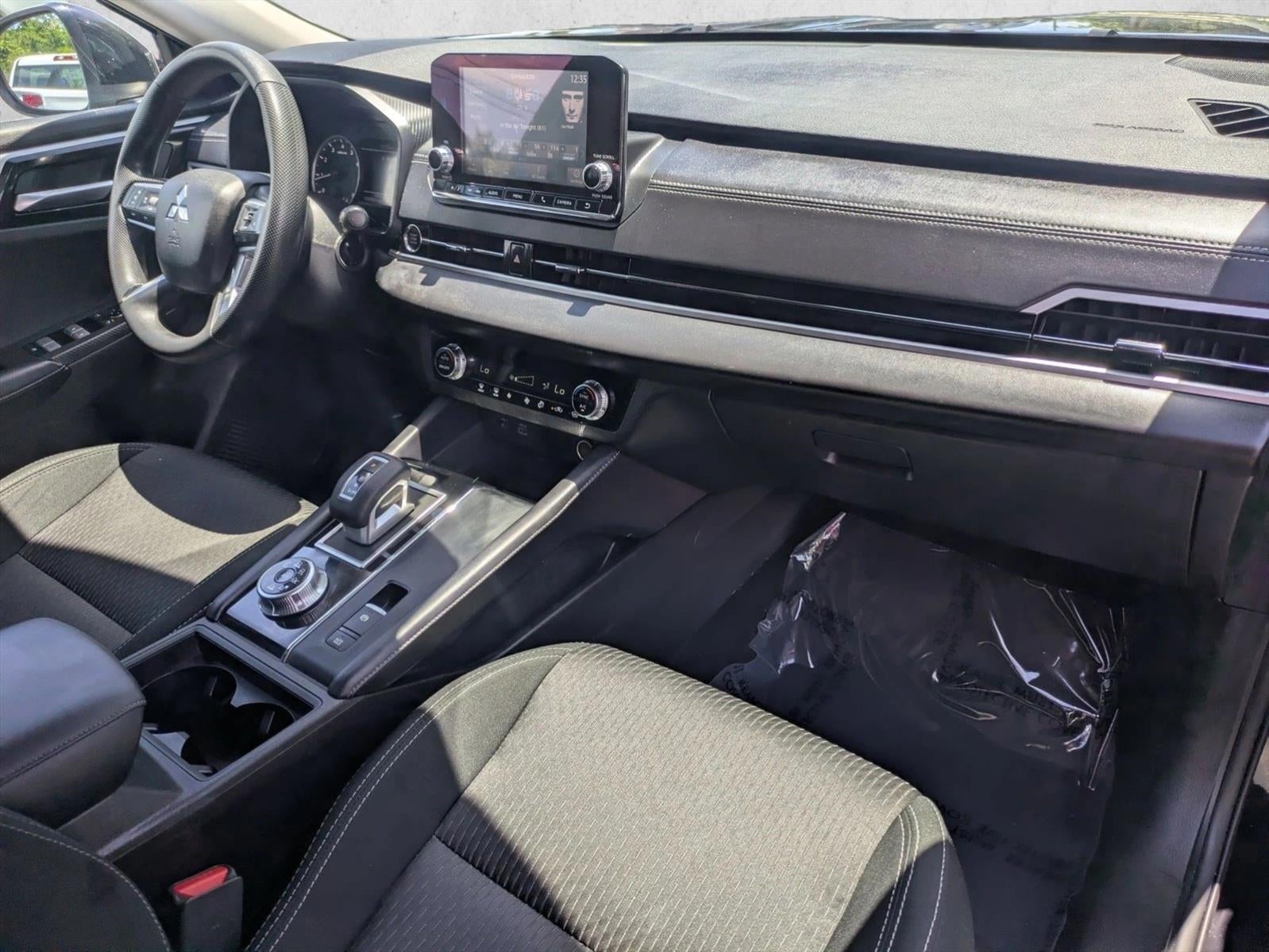 2024 Mitsubishi Outlander ES 2.5 S-AWC