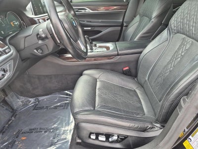 2018 BMW 740i 740i