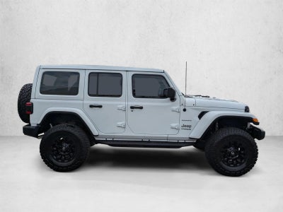 2022 Jeep Wrangler Unlimited Sahara 4x4