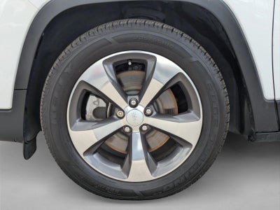 2019 Jeep Cherokee Limited FWD