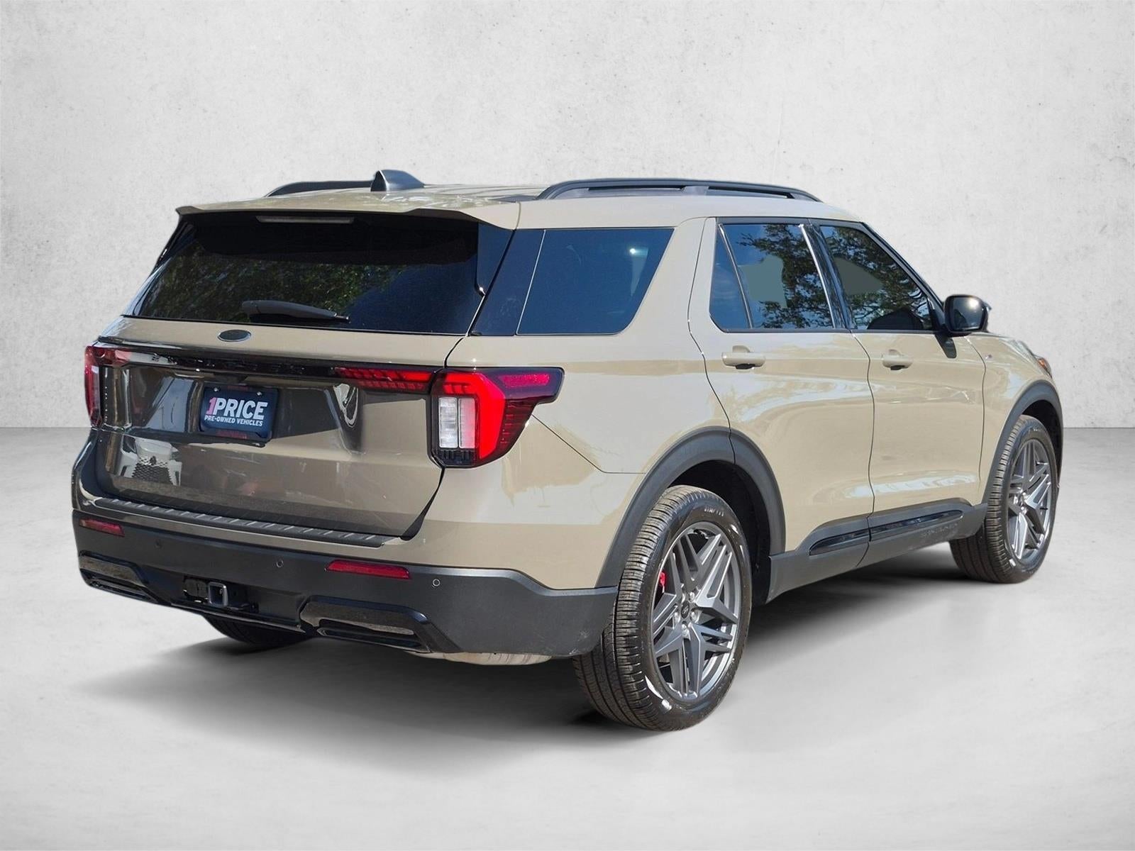 2026 Ford Explorer ST-Line RWD