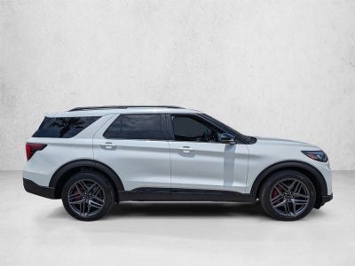 2025 Ford Explorer ST 4WD