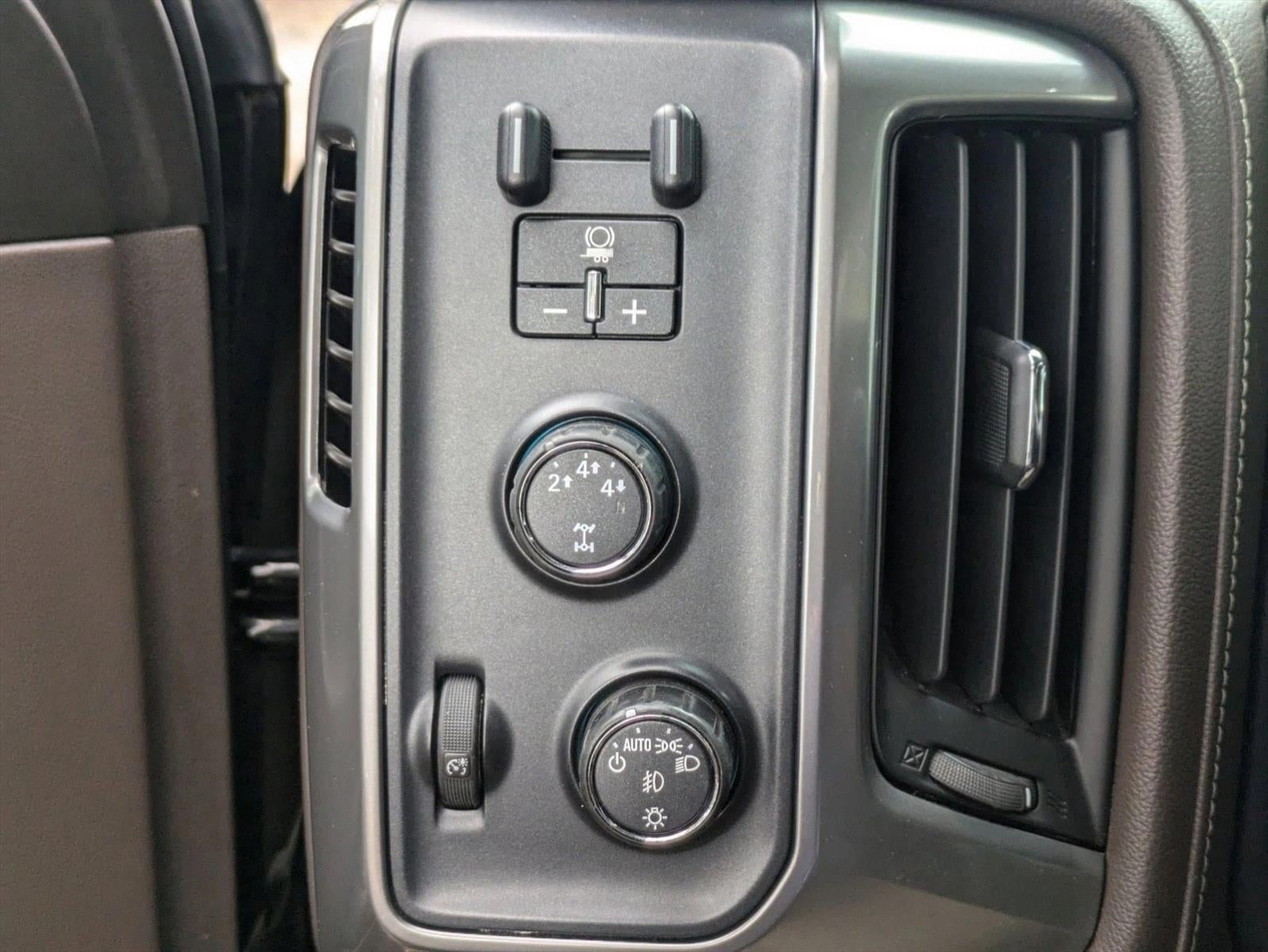 2015 Chevrolet Silverado 2500HD Built After Aug 14 Double Cab Standard Box 4-Wheel Drive LTZ