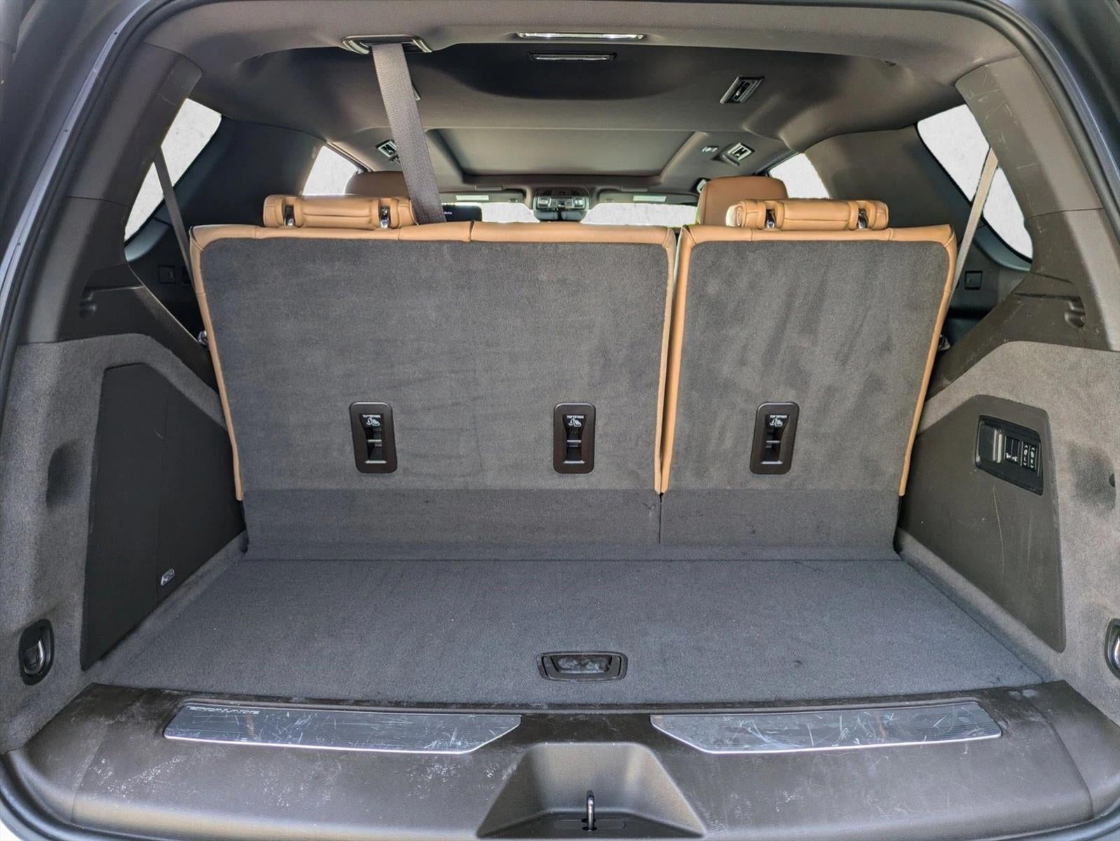 2023 Cadillac Escalade 4WD Premium Luxury