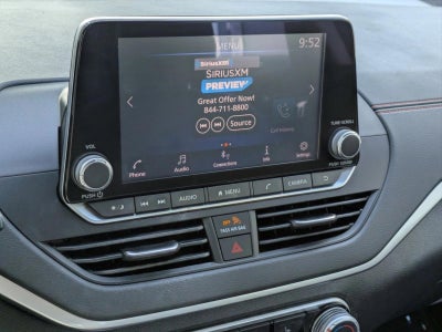 2022 Nissan Altima 2.0 SR Sedan